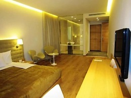 BOUTIQUE