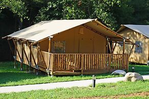 Glamping Can Bora Lodges
