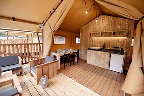 Glamping Can Bora Lodges