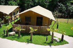 Glamping Can Bora Lodges