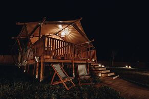 Glamping Can Bora Lodges