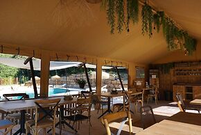 Glamping Can Bora Lodges