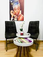 Cozy 3 Bedroom Apartment in Quiet Area