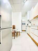 Cozy 3 Bedroom Apartment in Quiet Area