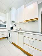 Cozy 3 Bedroom Apartment in Quiet Area