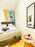 Cozy 3 Bedroom Apartment in Quiet Area