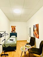 Cozy 3 Bedroom Apartment in Quiet Area