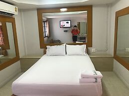 Sai Charoen Resort