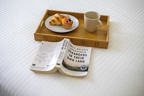 Stylish 1BR Near Museum of the Future