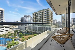 Stylish 1BR Near Museum of the Future
