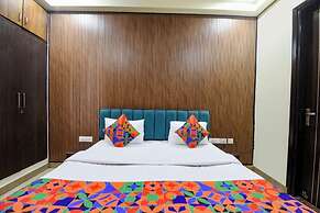Hotel Red Leaf