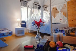 Hibis Hotels and Resorts