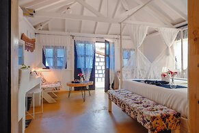 Hibis Hotels and Resorts