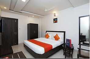 HOTEL G20 INN