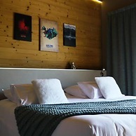 WORLD HOTEL