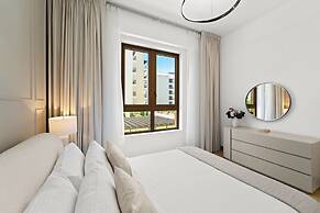 1BR La Sirene Waterfront Escape