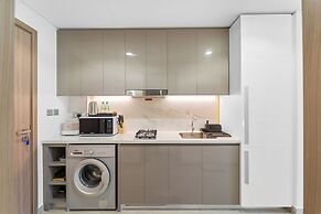Stylish Studio with Garden Views