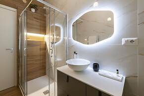 Casa Mare Beachfront Luxury Suites