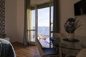 Casa Mare Beachfront Luxury Suites