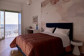 Casa Mare Beachfront Luxury Suites