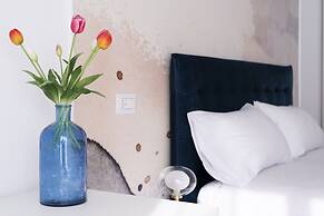 Casa Mare Beachfront Luxury Suites
