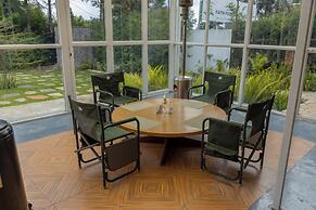 Footprints kinigi lodge