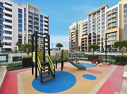 Chic Modern Studio in Meydan