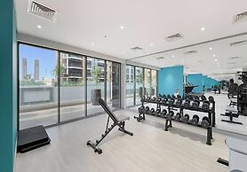 Chic Modern Studio in Meydan