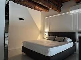 Gentile Suite Decumani