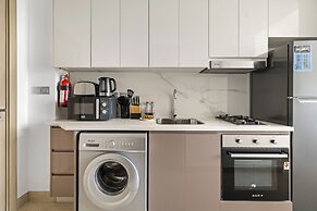 Bright Modern Studio in Meydan