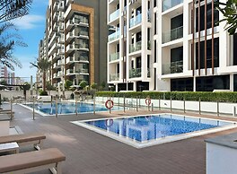 Bright Modern Studio in Meydan
