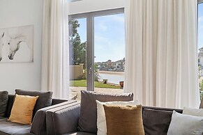 5BR M Private Villa Direct Beach Access