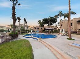 5BR M Private Villa Direct Beach Access