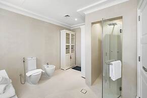 5BR M Private Villa Direct Beach Access