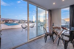 Acropolis Magical View Suite, Metro Kerameikos