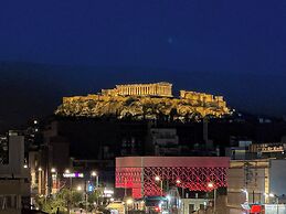 Acropolis Magical View Suite, Metro Kerameikos