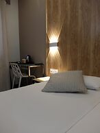 HOTEL MEDICIS