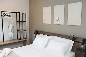UrbanBay Hotel & Spa