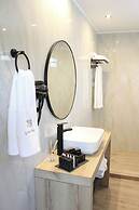 UrbanBay Hotel & Spa