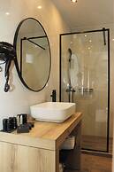 UrbanBay Hotel & Spa