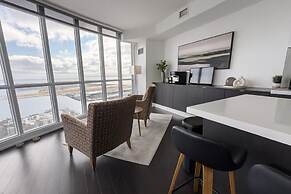 Iceboat Elegance Suites