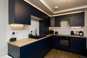 Benjamin Suite Modern 3BR Apartment
