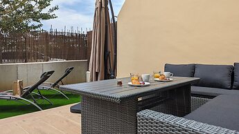 Aster Apartments