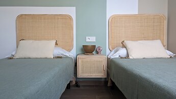 Aster Apartments