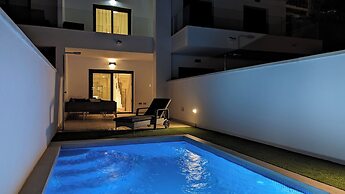 Panoramic Apartments