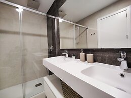 Sunset Cliffs Apartments Tower 1