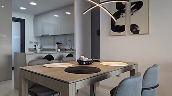 Sunset Cliffs Apartments Tower 1