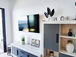Sunset Cliffs Apartments Tower 1