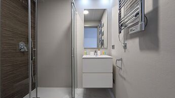 Sunset Cliffs Apartments Tower 1