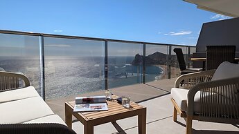 Sunset Cliffs Apartments Tower 1